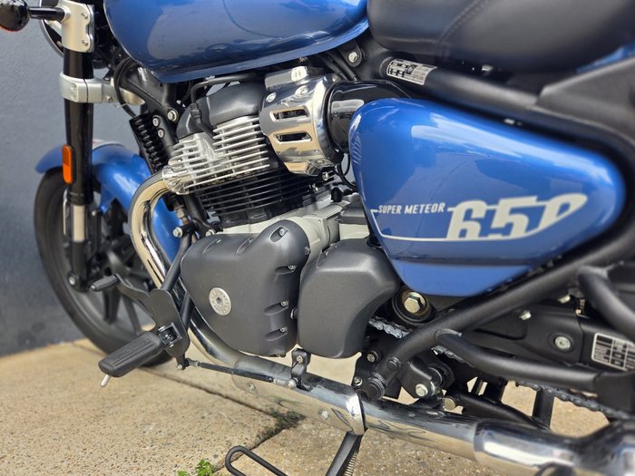 2023 Royal Enfield SUPER METEOR 650 BLUE