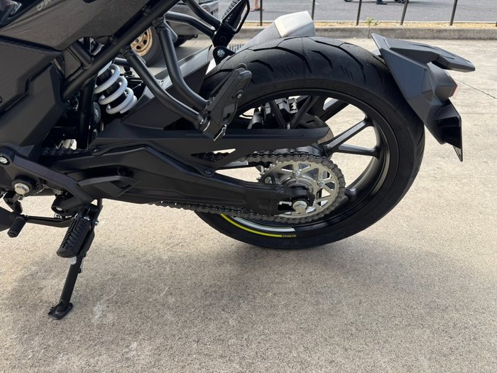 2025 CFMOTO 300 NK ABS NEBULA BLACK