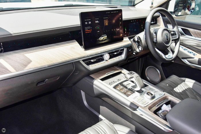 2025 GWM Tank 500 Ultra Hi4-T PHEV