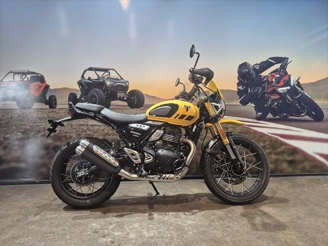 2025 Triumph Scrambler 400 XC