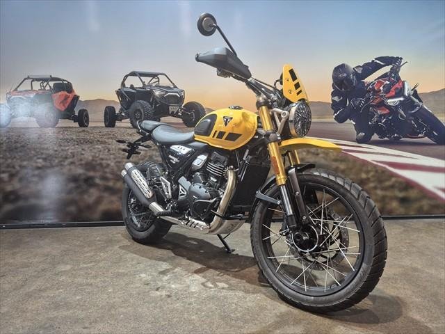 2025 Triumph Scrambler 400 XC