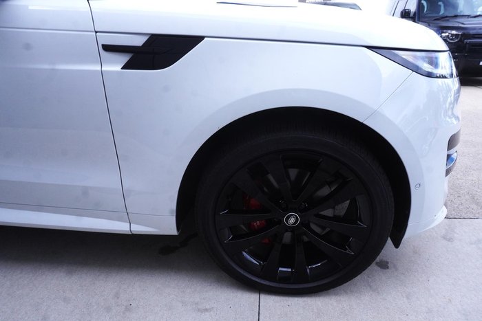 2025 Land Rover Range Rover Sport D350 Dynamic HSE