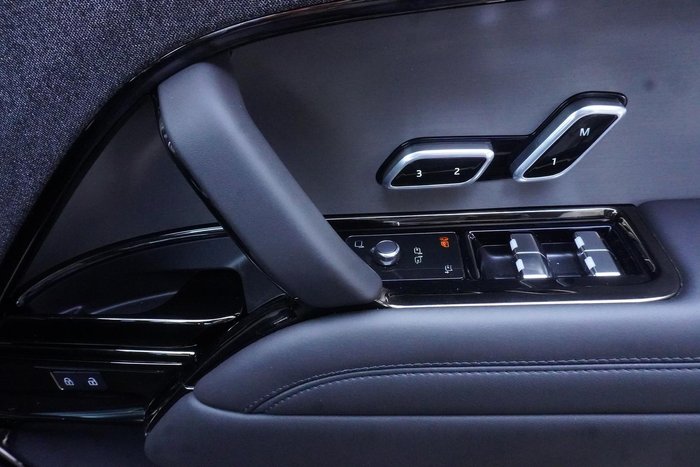 2025 Land Rover Range Rover Sport D350 Dynamic HSE