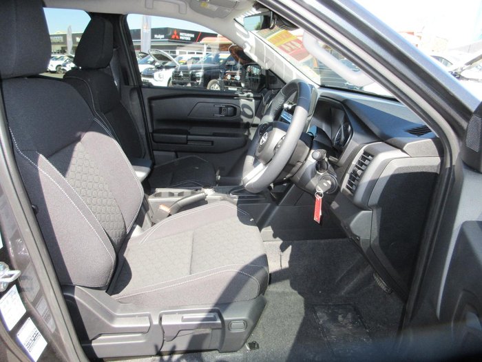 2026 Nissan Navara ST