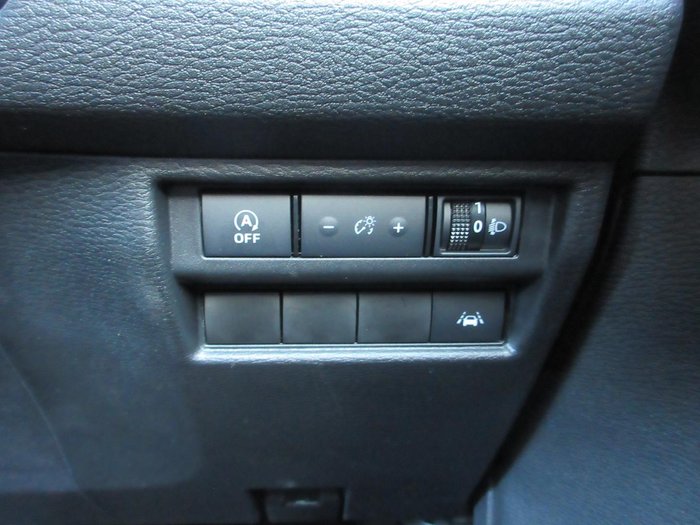 2026 Nissan Navara ST