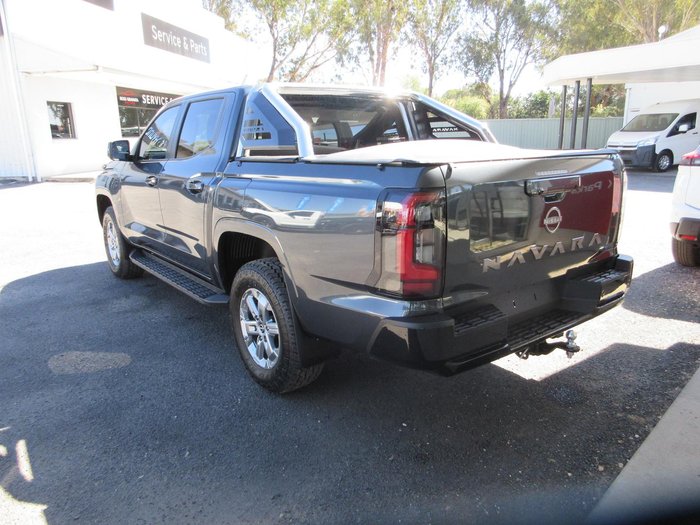 2026 Nissan Navara ST