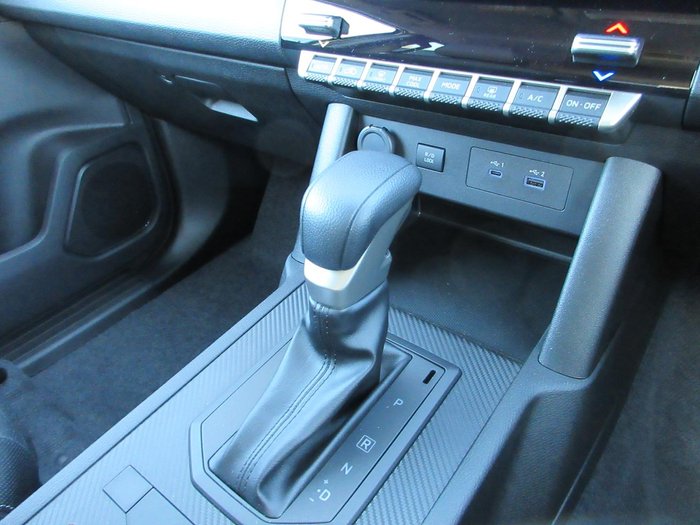 2026 Nissan Navara ST