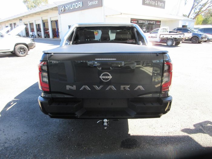 2026 Nissan Navara ST