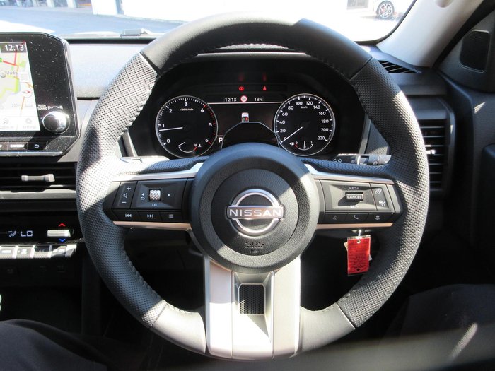 2026 Nissan Navara ST