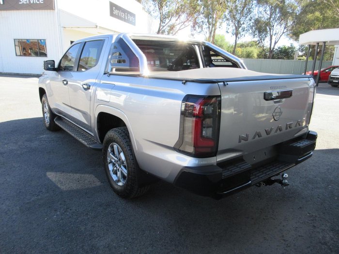 2026 Nissan Navara ST