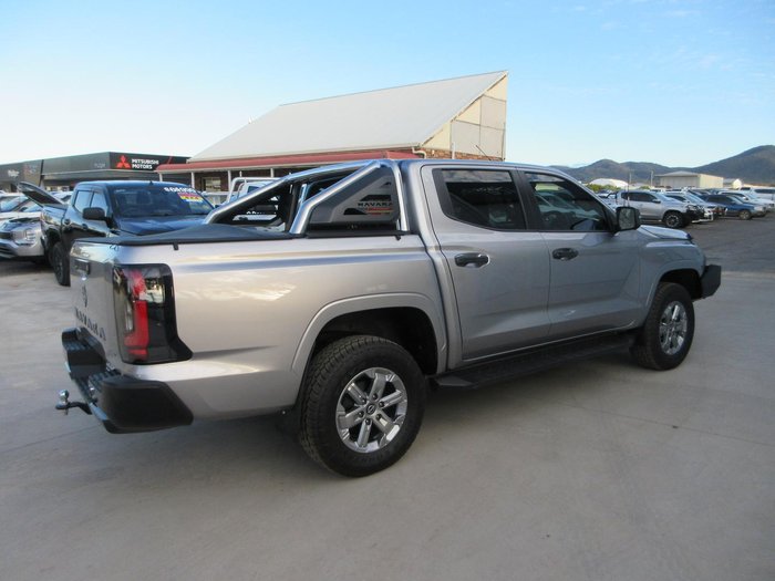 2026 Nissan Navara ST
