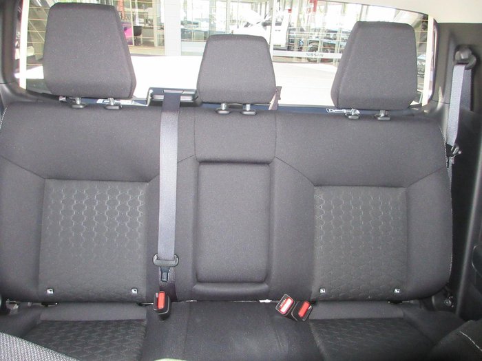 2026 Nissan Navara ST