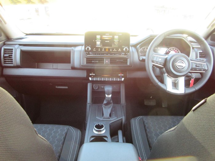 2026 Nissan Navara ST