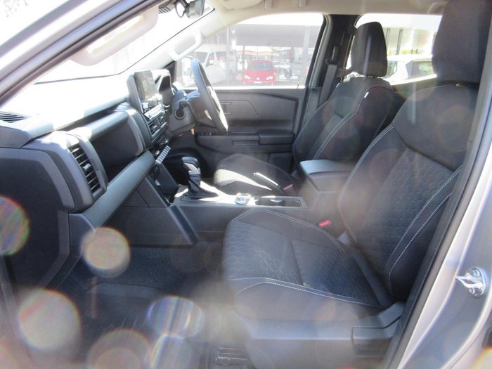 2026 Nissan Navara ST