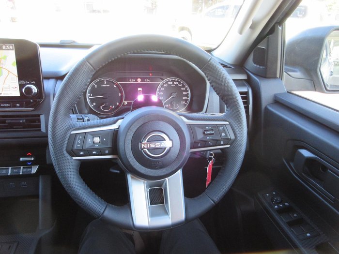 2026 Nissan Navara ST