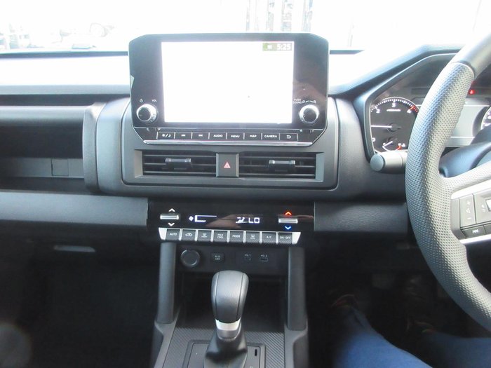 2026 Nissan Navara ST