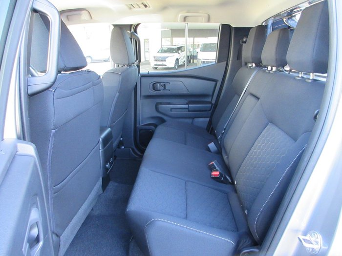 2026 Nissan Navara ST