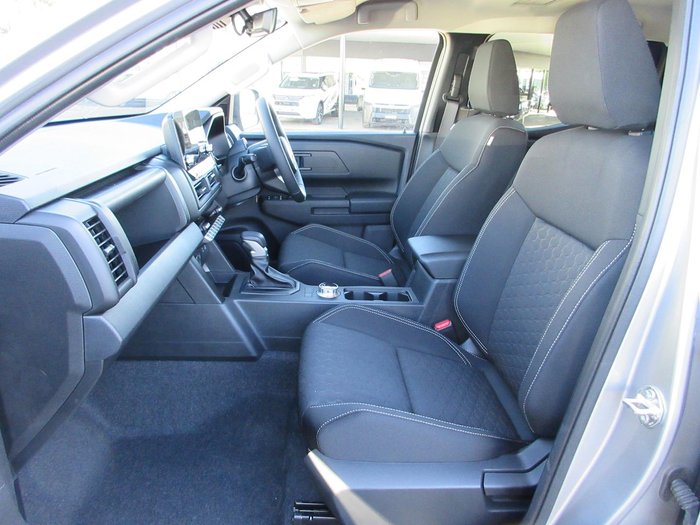 2026 Nissan Navara ST