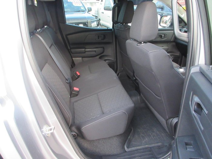 2026 Nissan Navara ST