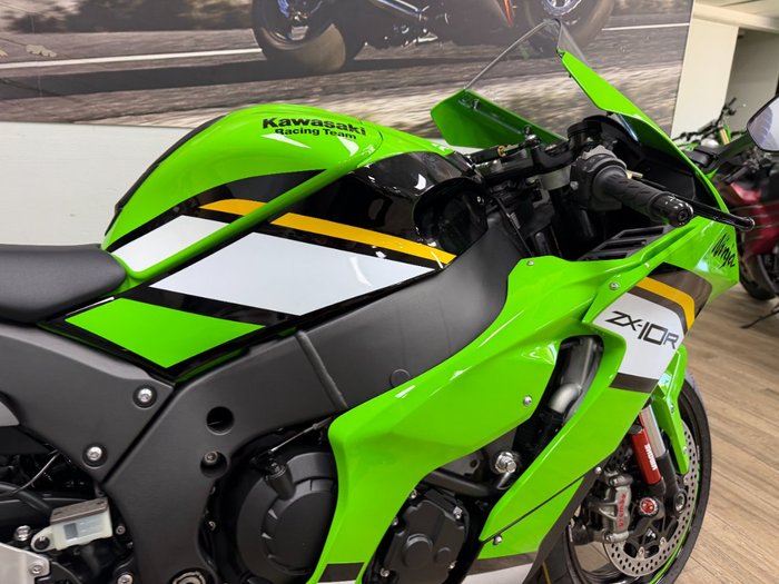 2025 Kawasaki 2025 Kawasaki 1000CC NINJA ZX-10R SPORTS GREEN