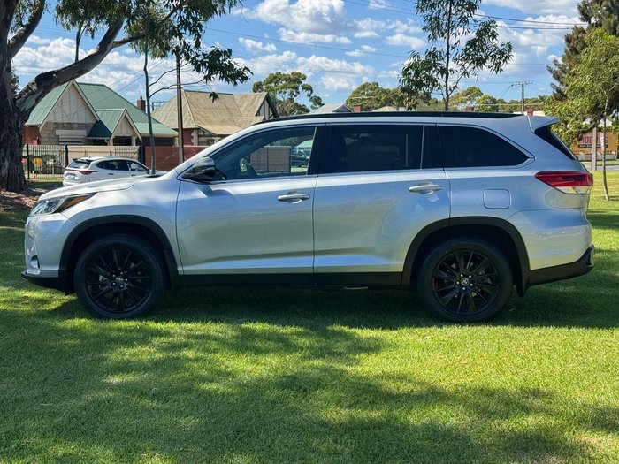 2019 Toyota Kluger Black Edition