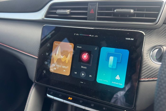 2025 MG ZST Vibe MY25 Silver