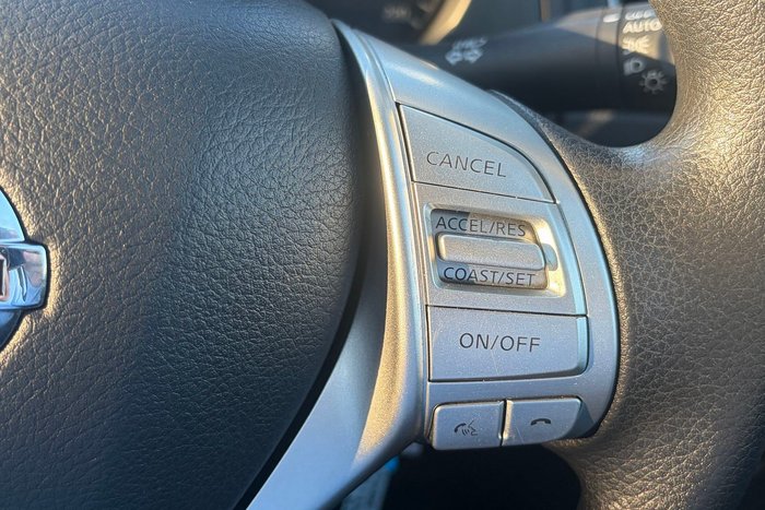 2018 Nissan Navara RX