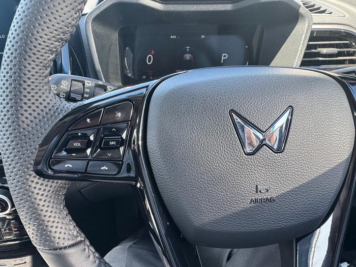 2025 Mahindra XUV3XO AX7L