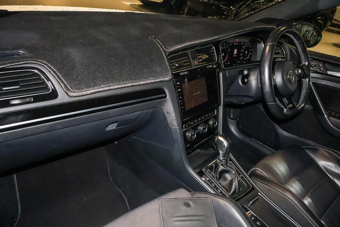 2017 Volkswagen Golf R Wolfsburg Edition