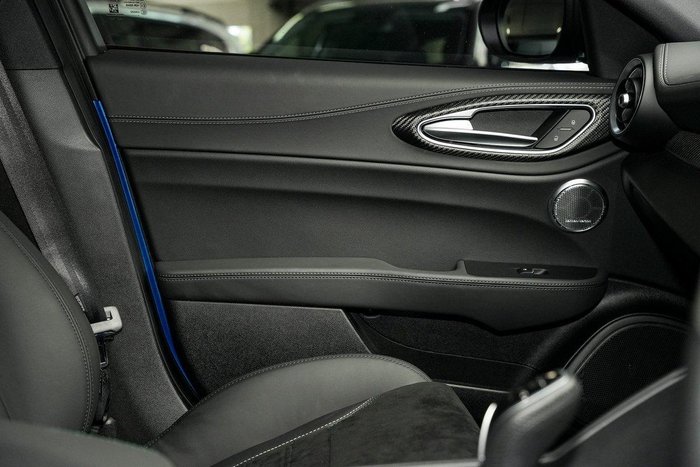 2024 Alfa Romeo Giulia Quadrifoglio