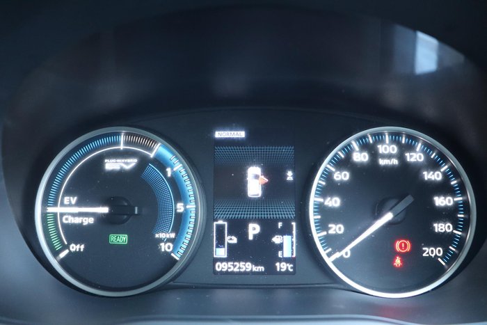 2021 Mitsubishi Eclipse Cross PHEV ES