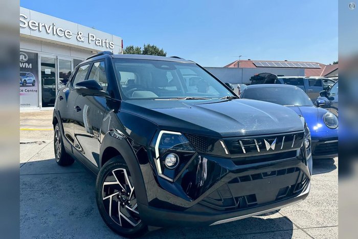 2025 Mahindra XUV3XO