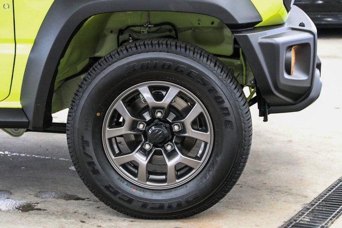 2025 Suzuki Jimny GLX