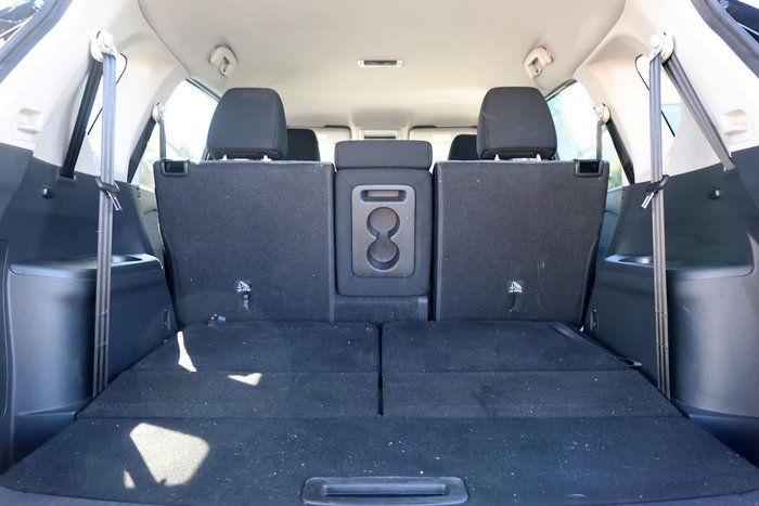 2024 Nissan X-TRAIL ST