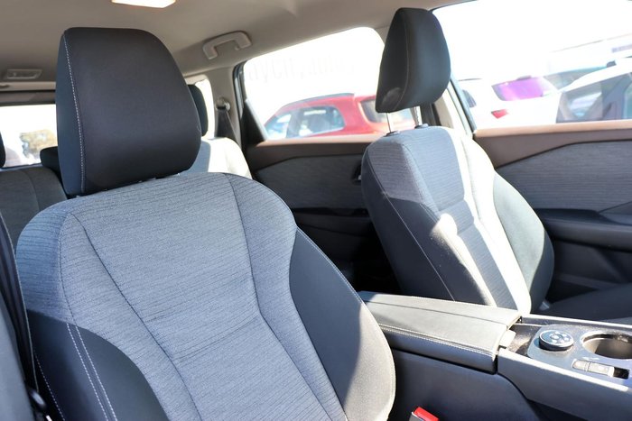 2024 Nissan X-TRAIL ST