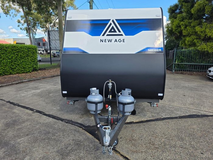 2026 New Age Caravans Manta Ray 18Er