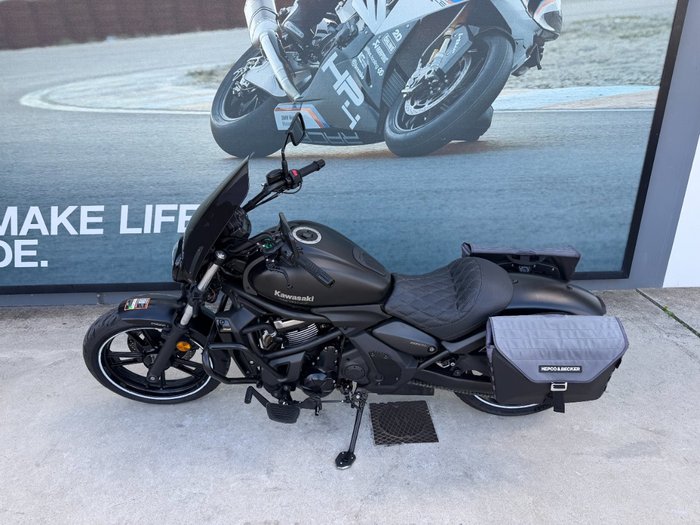 2023 Kawasaki VULCAN S Black