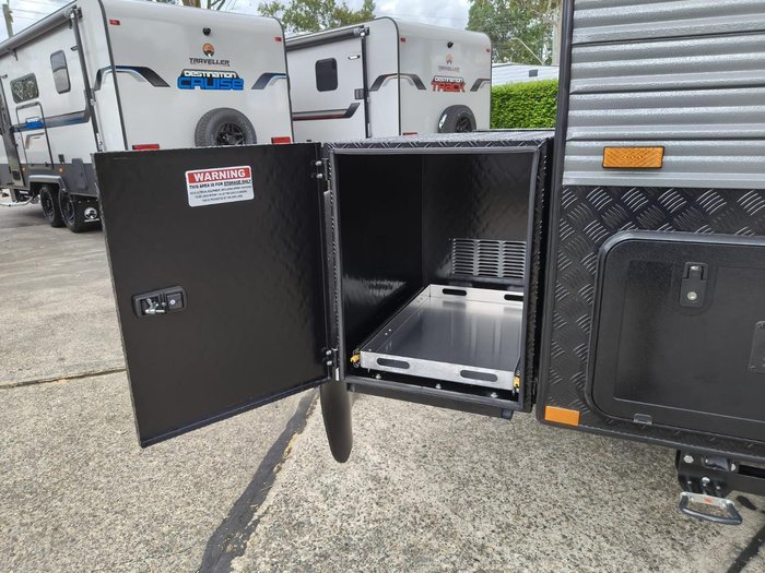 2026 JB Caravans Dirt Road Xtreme 21'6 Rear Door Club Lounge
