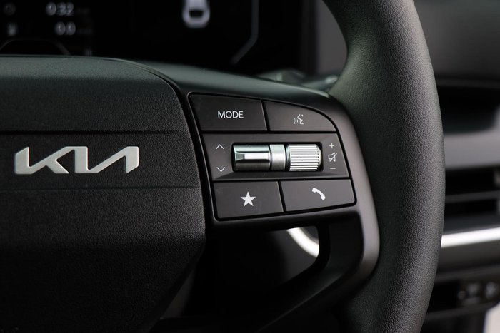 2025 Kia K4 Sport
