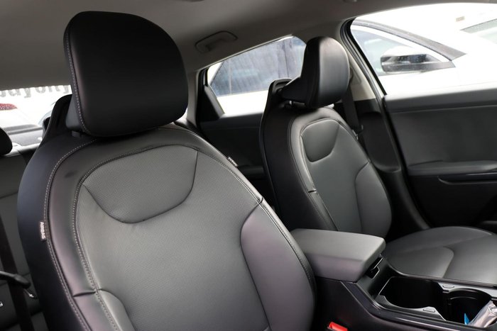 2025 Kia K4 Sport