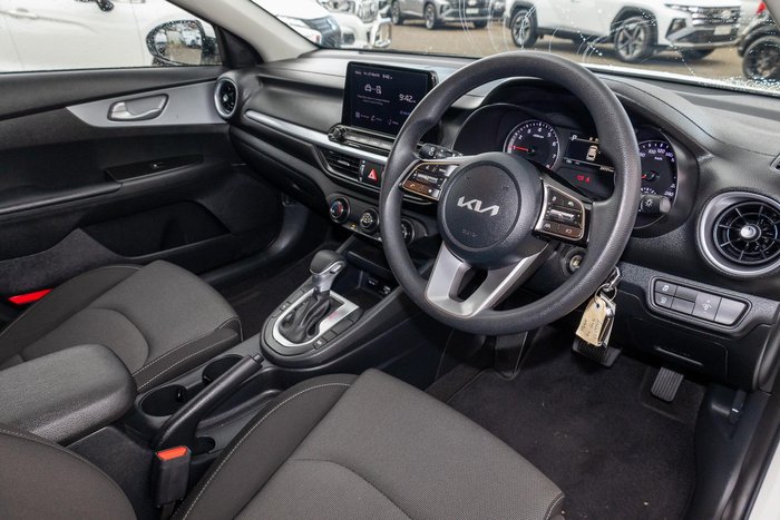 2024 Kia Cerato S