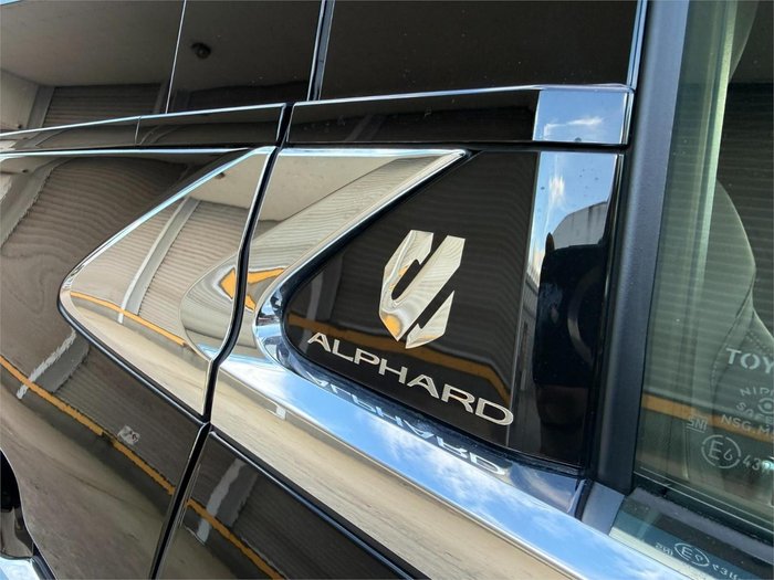 2025 Toyota Alphard Hybrid Z