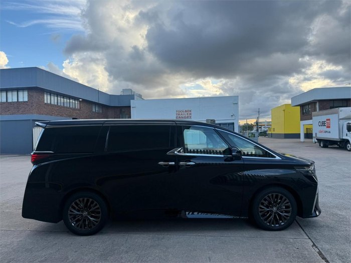 2025 Toyota Alphard Hybrid Z