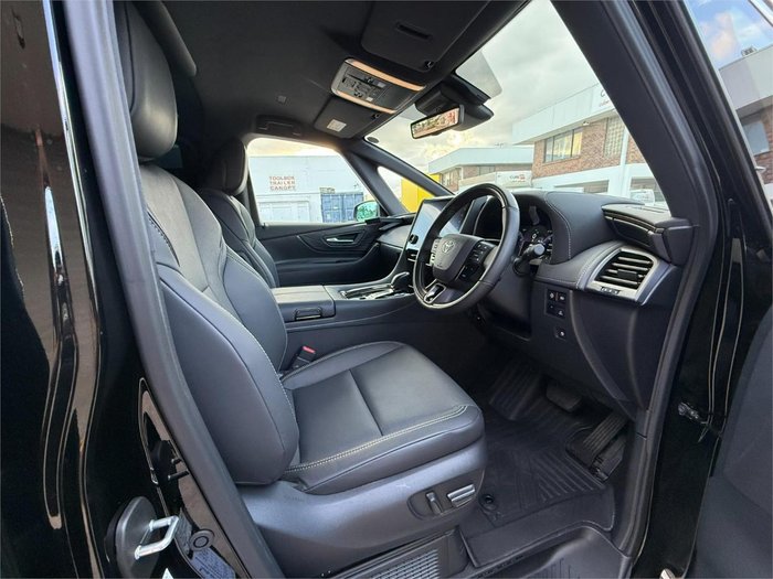 2025 Toyota Alphard Hybrid Z