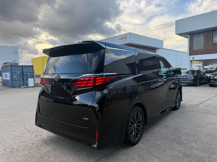 2025 Toyota Alphard Hybrid Z