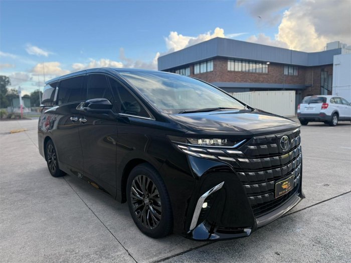 2025 Toyota Alphard Hybrid Z
