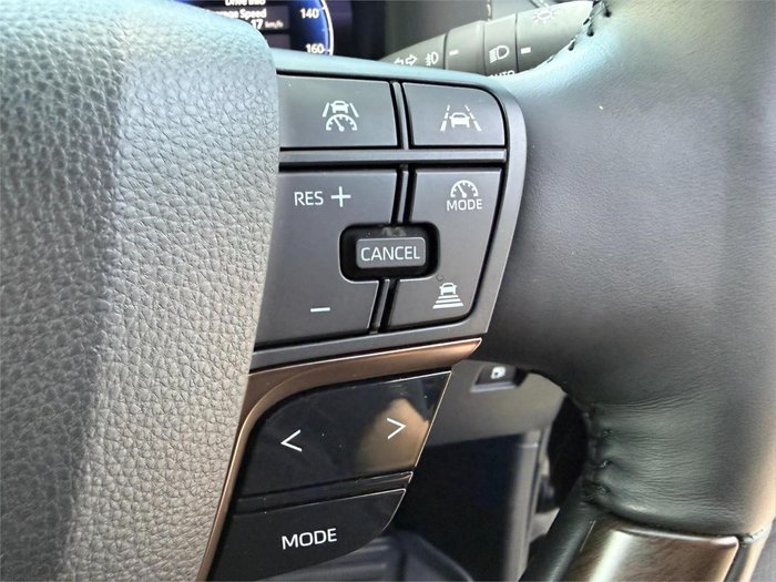 2025 Toyota Alphard Hybrid Z