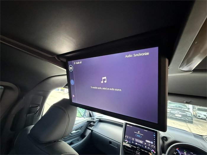 2025 Toyota Alphard Hybrid Z