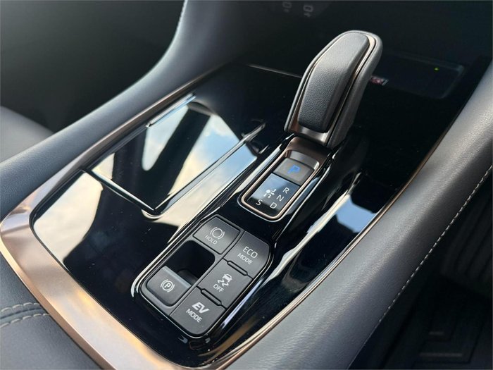 2025 Toyota Alphard Hybrid Z
