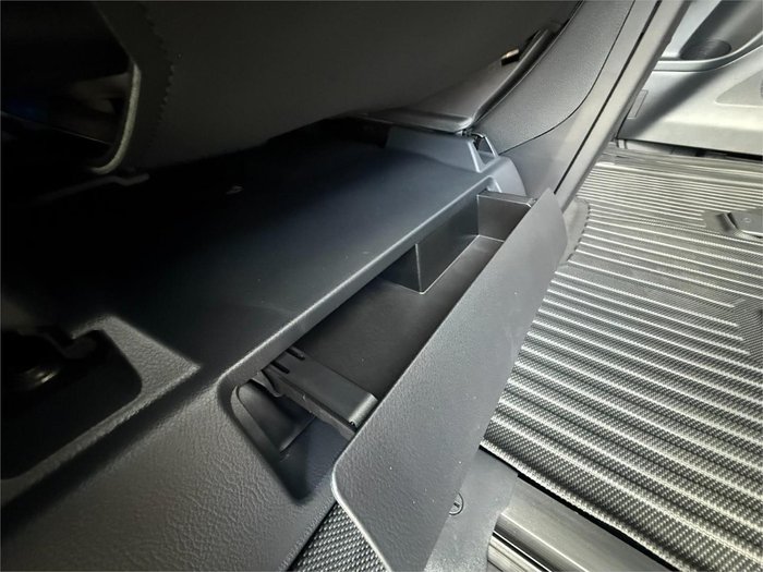 2025 Toyota Alphard Hybrid Z